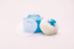 Apple Baby Powder Box with Puff - Image 2